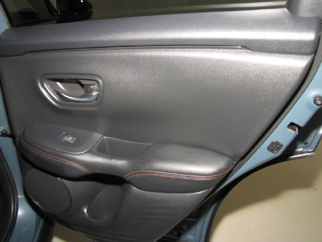 Certified 2025 Honda HR-V Sport image 40