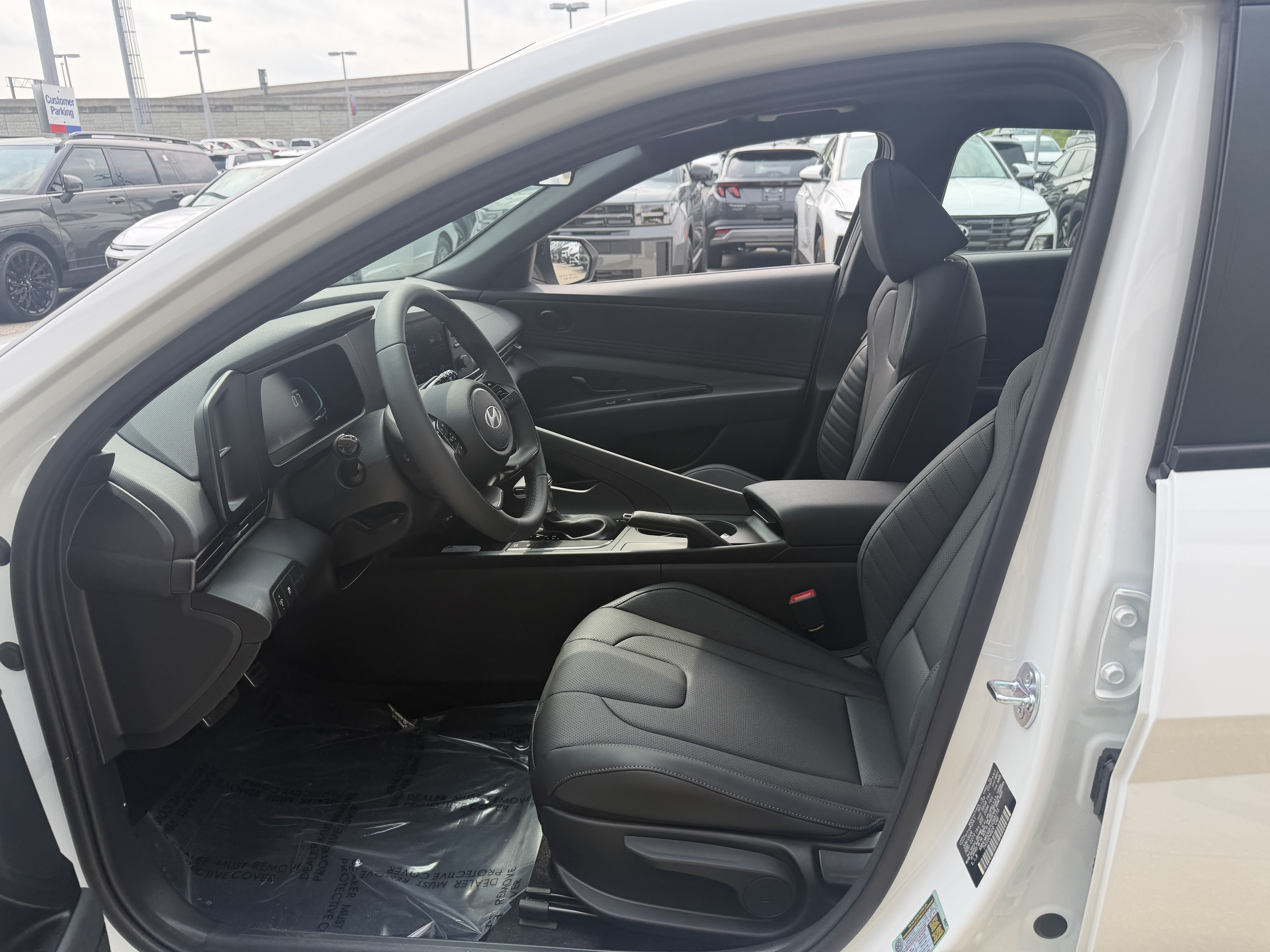 New 2026 Hyundai Elantra SEL Sport FWD image 24