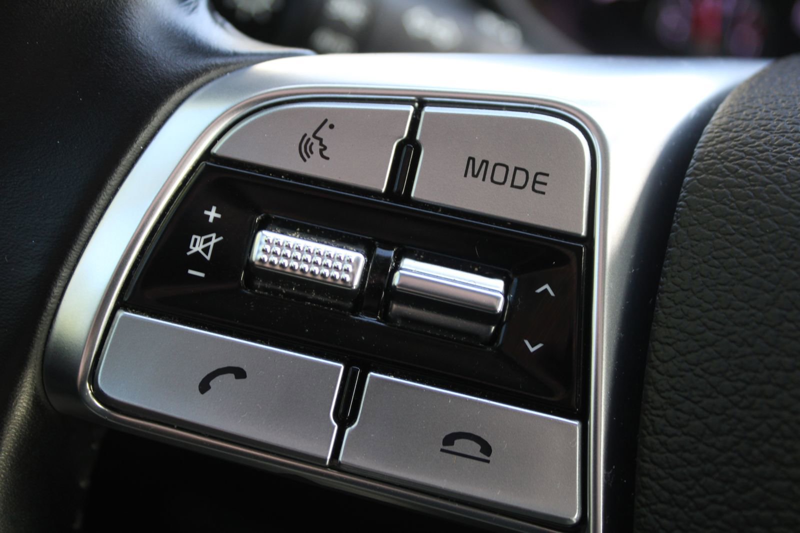 Certified 2021 Kia Telluride S image 27