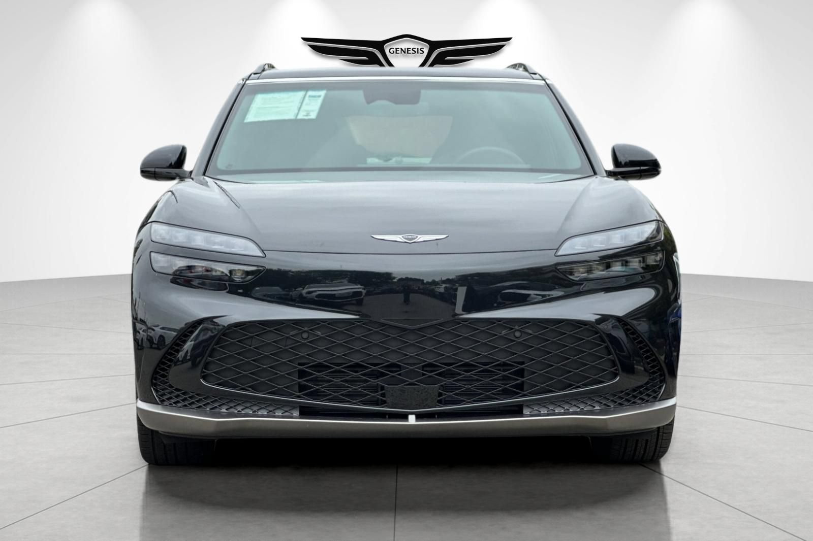 Used 2025 Genesis GV60 Advanced AWD/4WD image 10