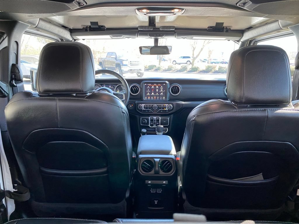 Used 2023 Jeep Wrangler Unlimited Sahara w/ Cold Weather Group AWD/4WD image 40