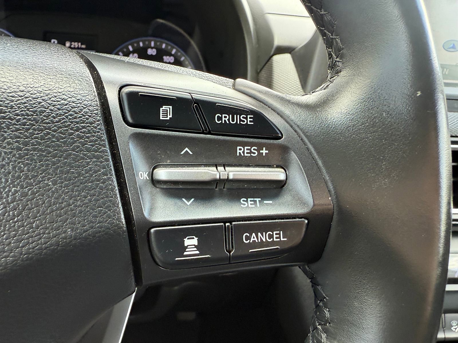 Used 2021 Hyundai Kona Ultimate w/ Cargo Package AWD/4WD image 35