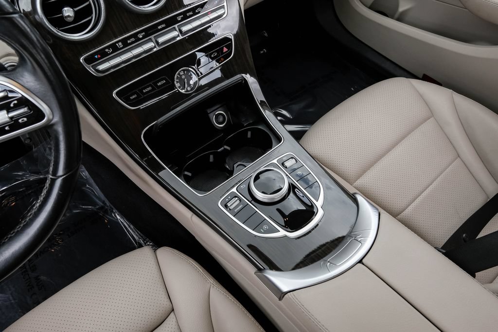 Used 2019 Mercedes-Benz C 300 Sedan image 19