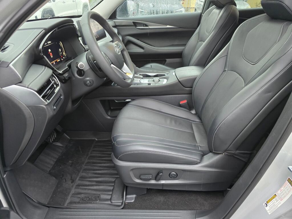 Used 2023 INFINITI QX60 Luxe image 22