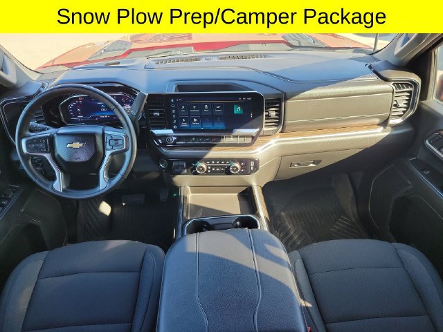 Used 2024 Chevrolet Silverado 2500 LT AWD/4WD image 8