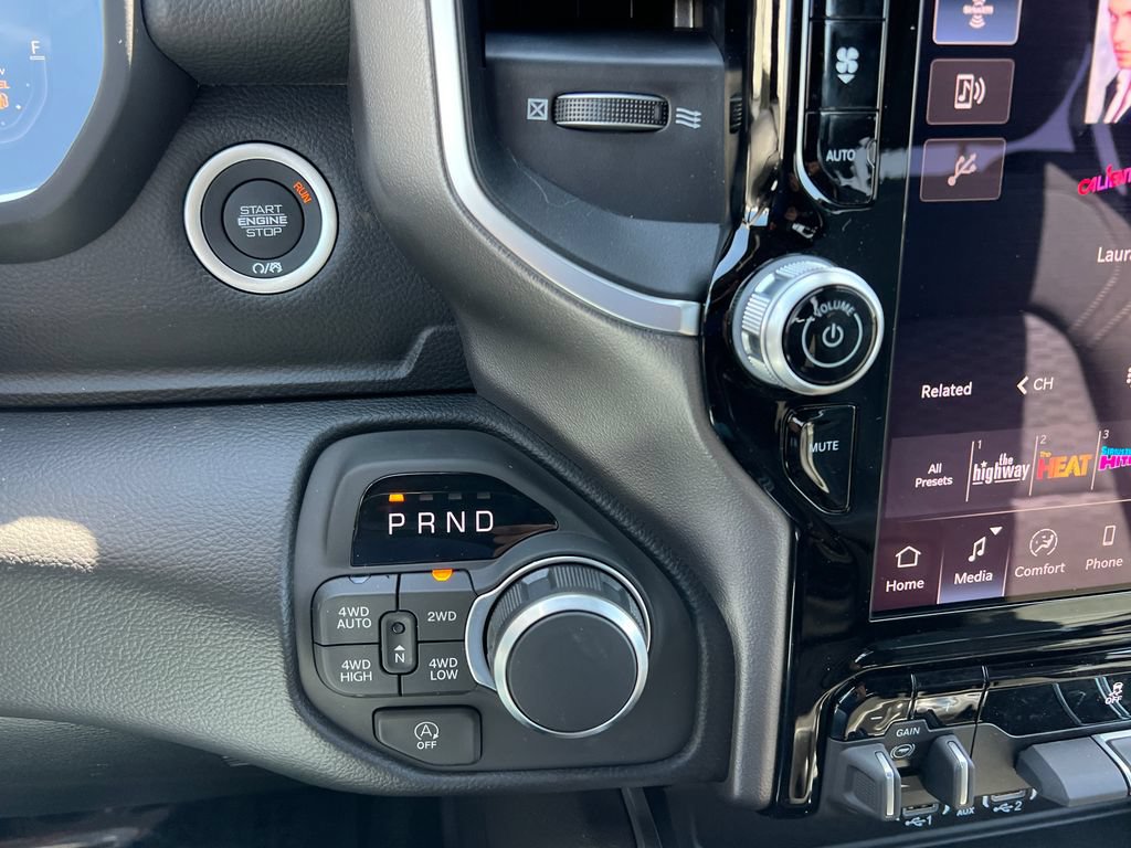 New 2026 RAM 1500 Big Horn AWD/4WD image 25