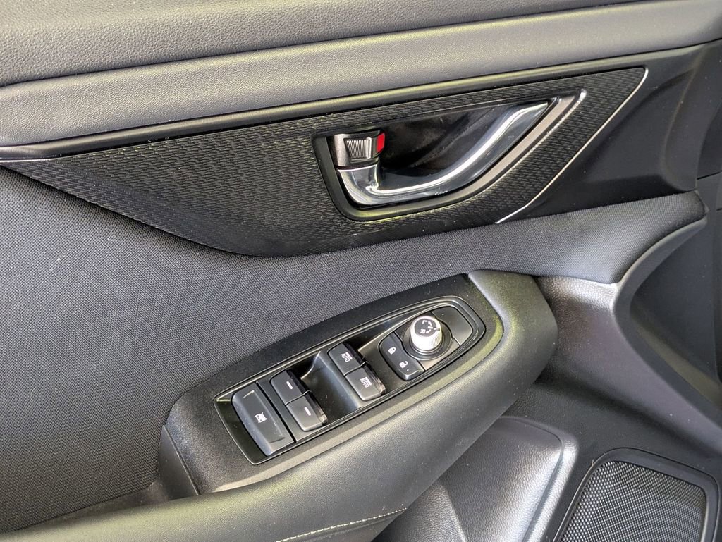 Used 2025 Subaru Outback Premium image 13