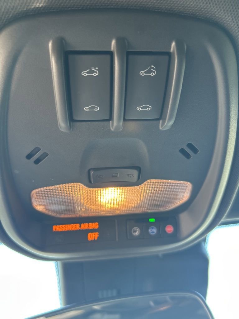 Used 2024 Chevrolet Trax RS w/ Sunroof Package image 46