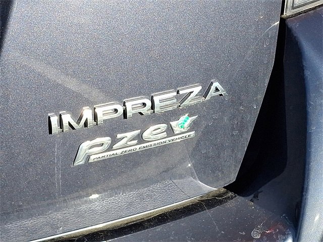 Used 2017 Subaru Impreza 2.0i Limited w/ Popular Package #4A image 5