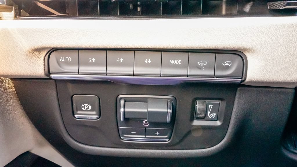 New 2026 Cadillac Escalade Sport AWD/4WD image 17
