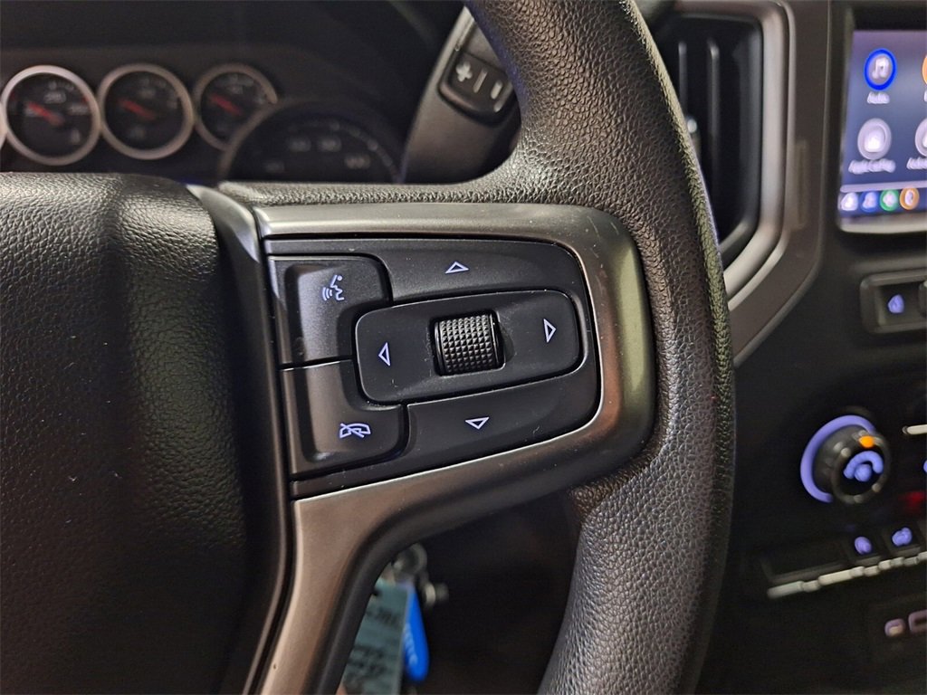 Used 2022 Chevrolet Silverado 1500 Custom w/ Safety Confidence Package image 17