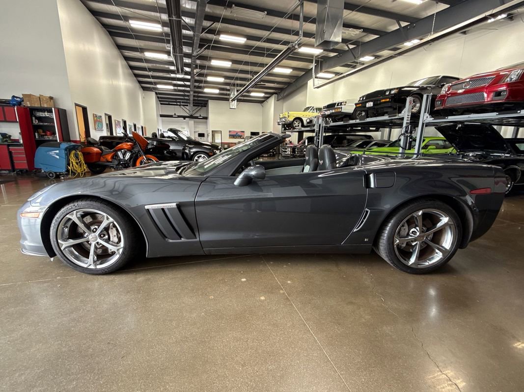 Used 2010 Chevrolet Corvette Grand Sport w/ Preferred Equipment Group image 99