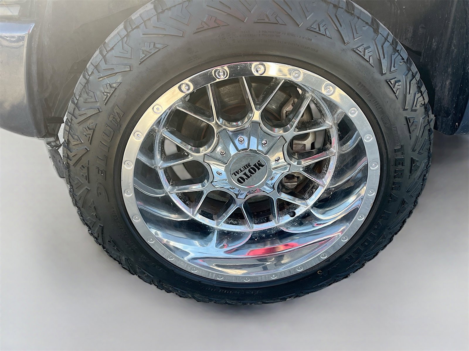 Used 2017 Ford F150 Platinum w/ Equipment Group 701A Luxury image 32