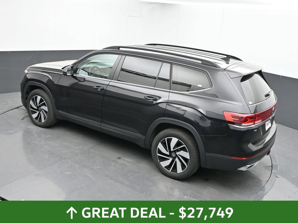 Used 2024 Volkswagen Atlas SE AWD/4WD image 46
