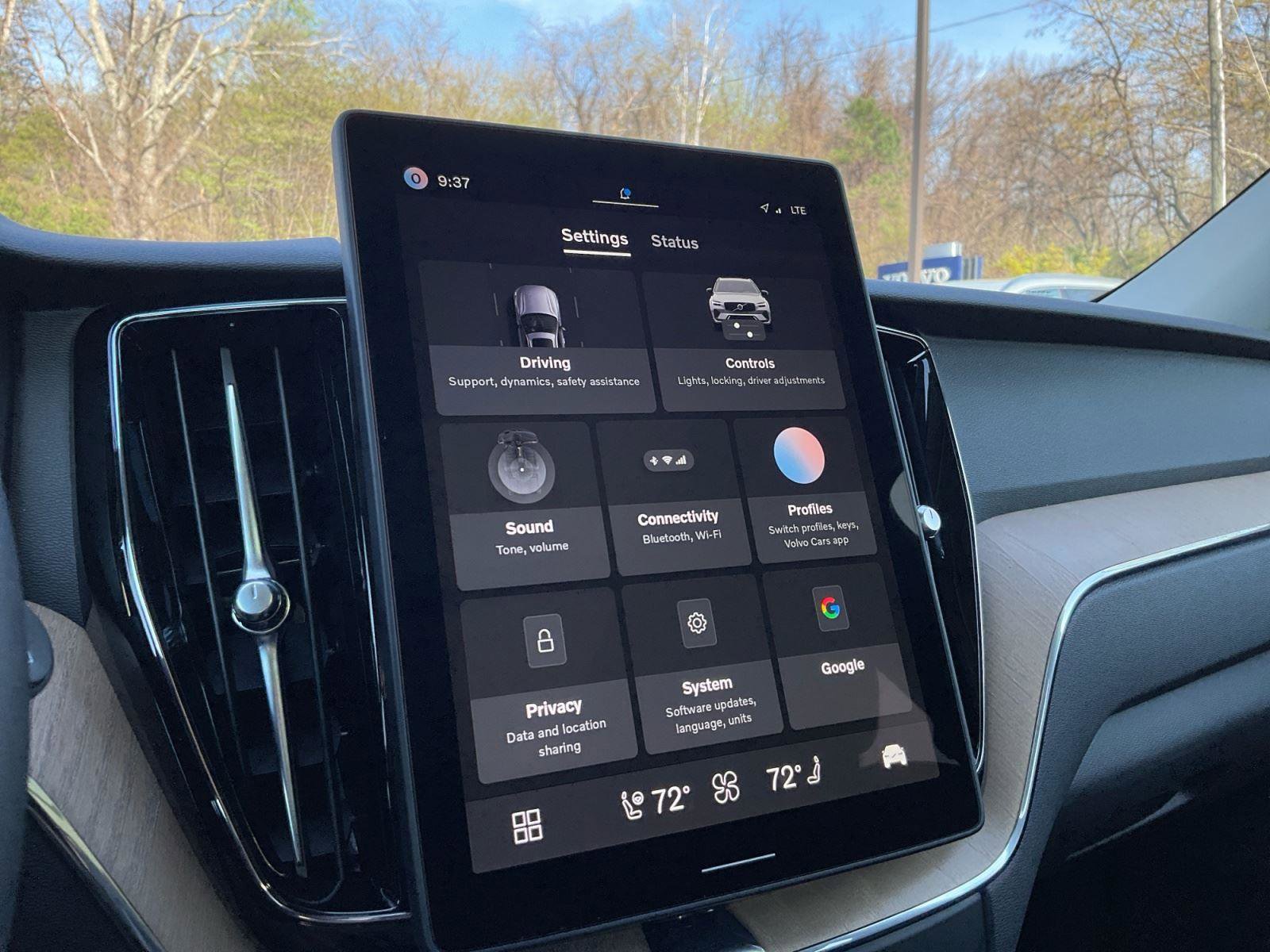 New 2026 Volvo XC60 B5 Plus w/ Protection Package Premier image 25