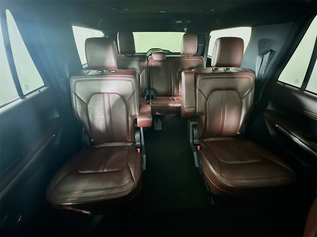 Used 2022 Ford Expedition Max Limited image 13