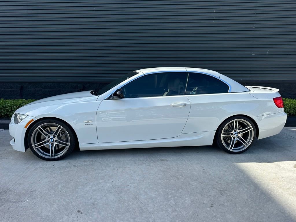 Used 2011 BMW 335is Convertible image 2