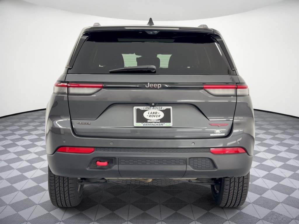 Used 2022 Jeep Grand Cherokee Trailhawk w/ Luxury Tech Group III AWD/4WD image 11