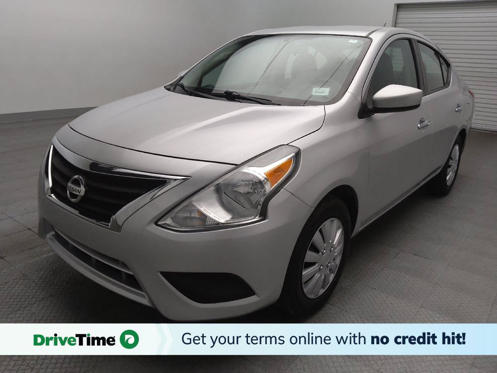 Used 2019 Nissan Versa SV FWD image 1