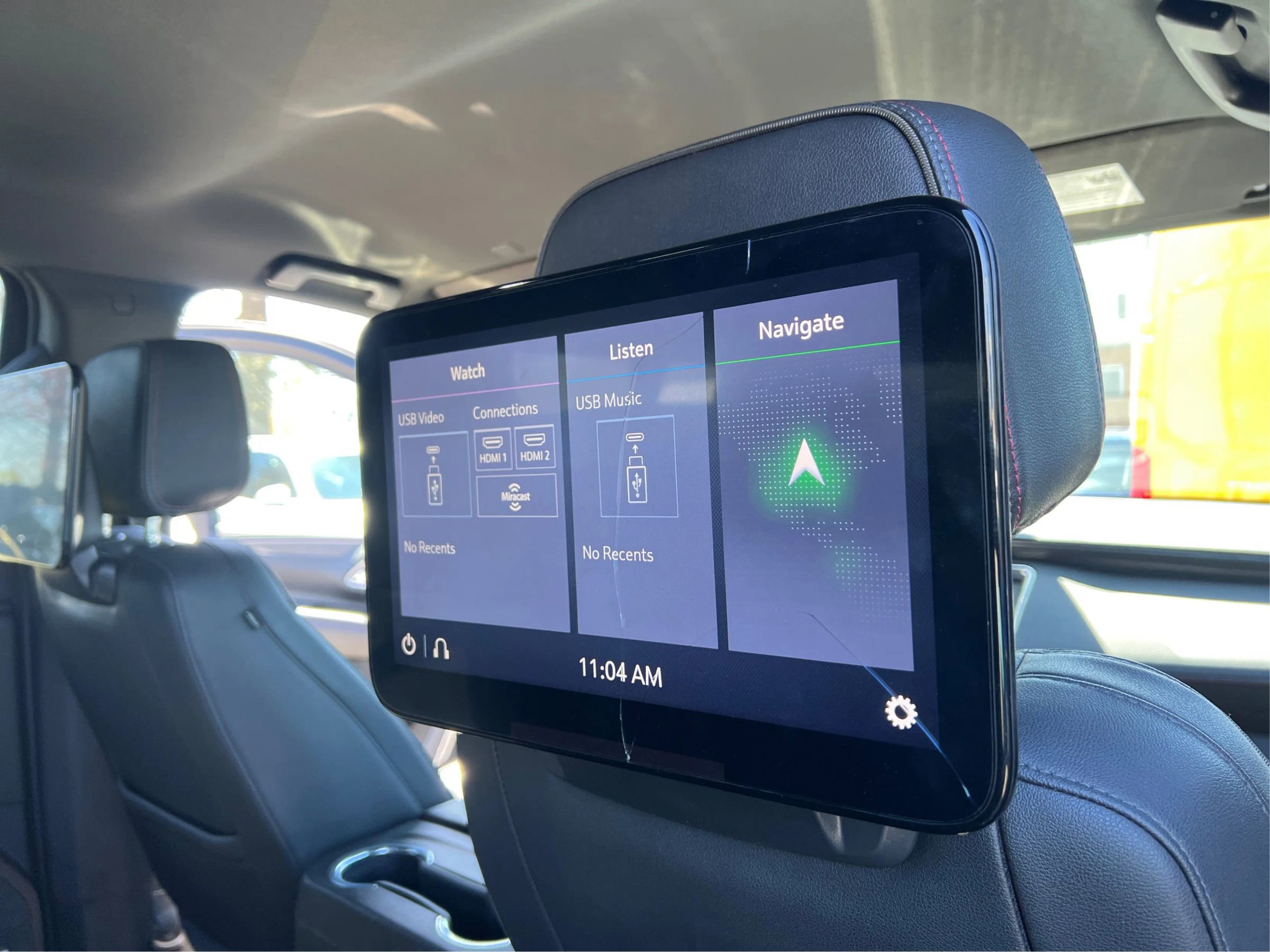 Used 2021 Chevrolet Suburban RST w/ Luxury Package image 18