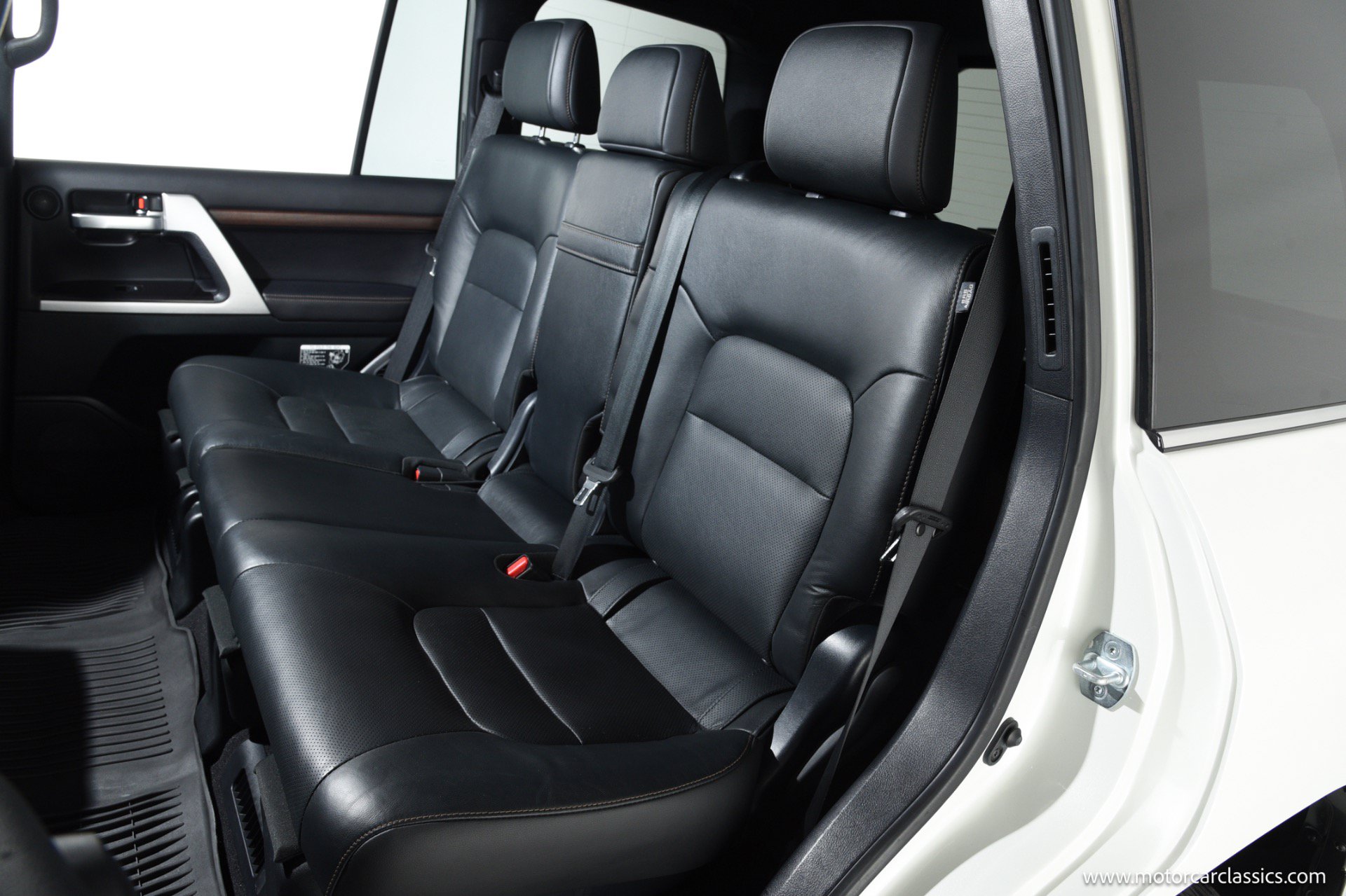 Used 2021 Toyota Land Cruiser Heritage Edition AWD/4WD image 26