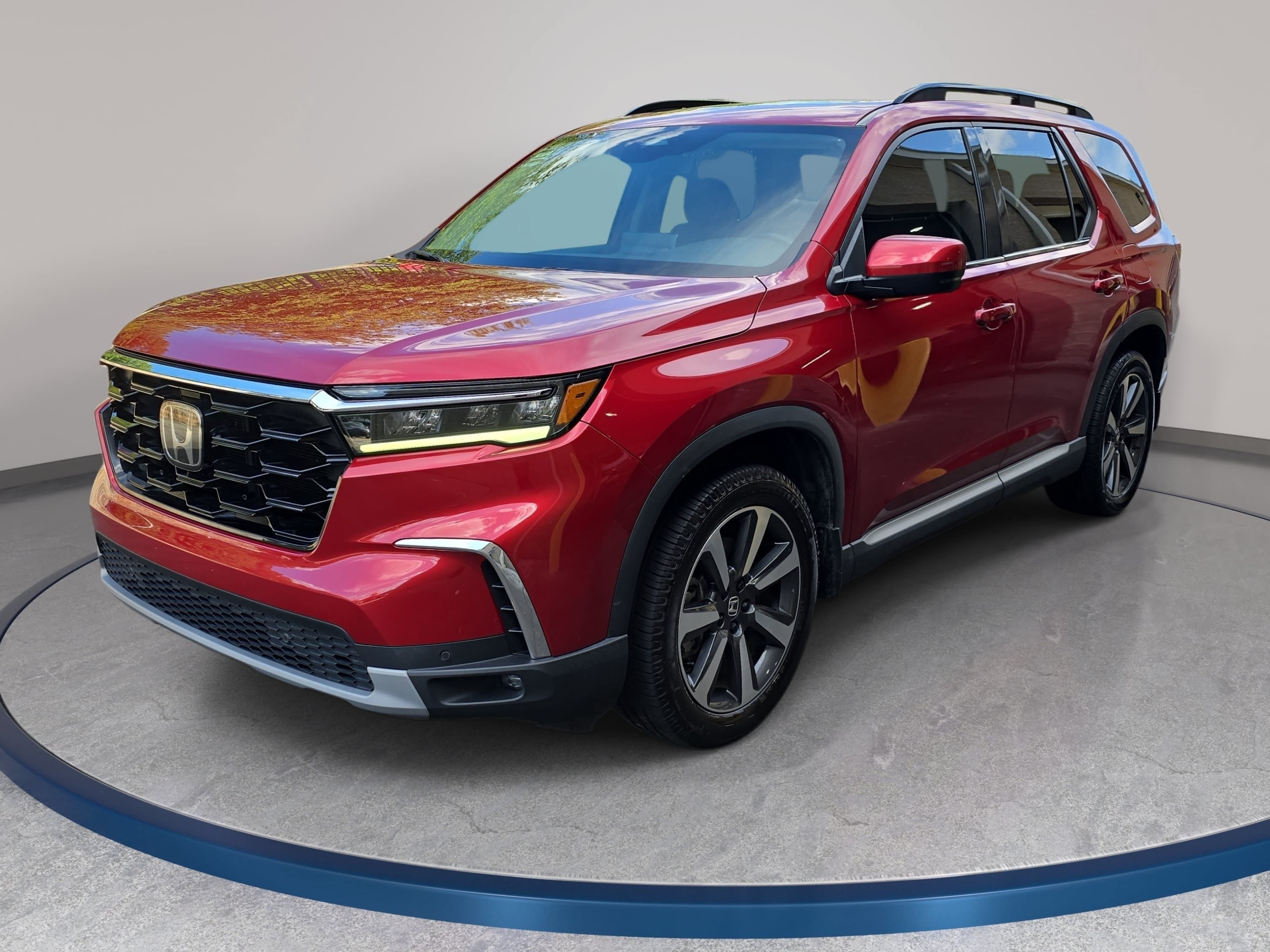 Used 2023 Honda Pilot Touring video 1