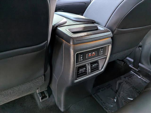 Used 2019 Nissan Murano Platinum w/ Cargo Package AWD/4WD image 26