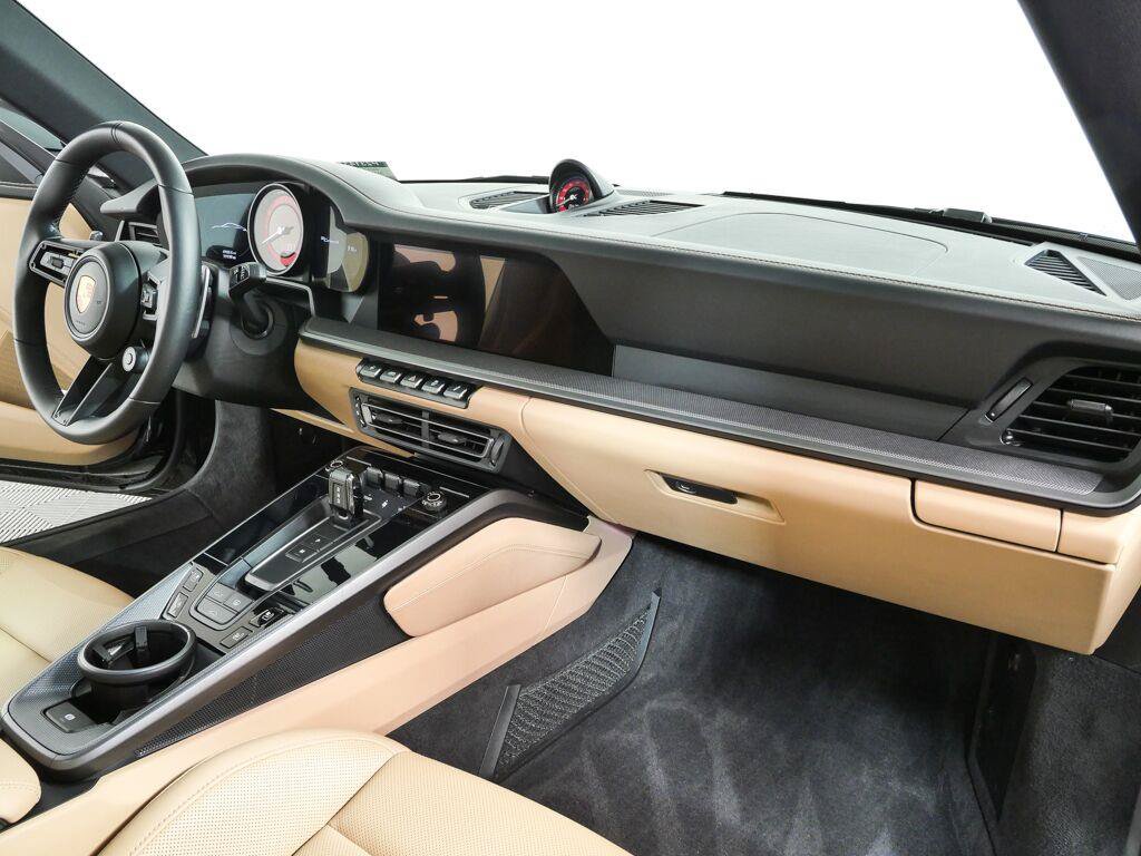 Certified 2024 Porsche 911 Carrera 4S AWD/4WD image 22