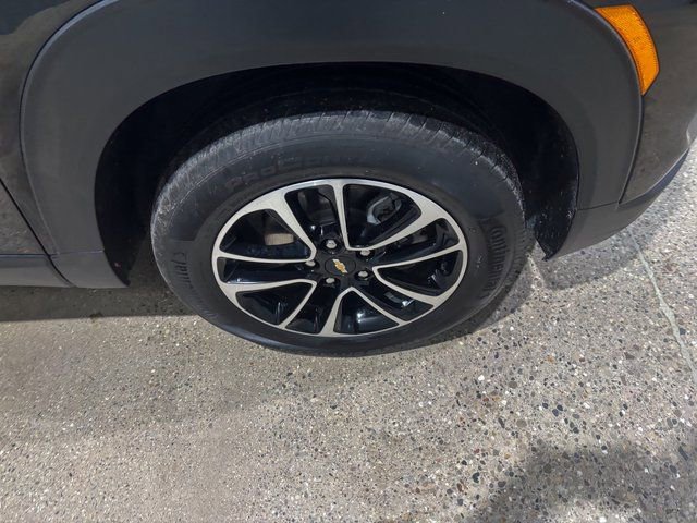 Used 2024 Chevrolet TrailBlazer LT w/ Driver Confidence Package image 28