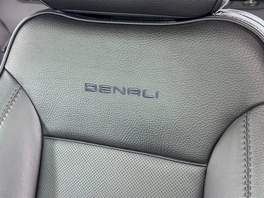 Used 2024 GMC Sierra 2500 Denali w/ Denali Reserve Package AWD/4WD image 19
