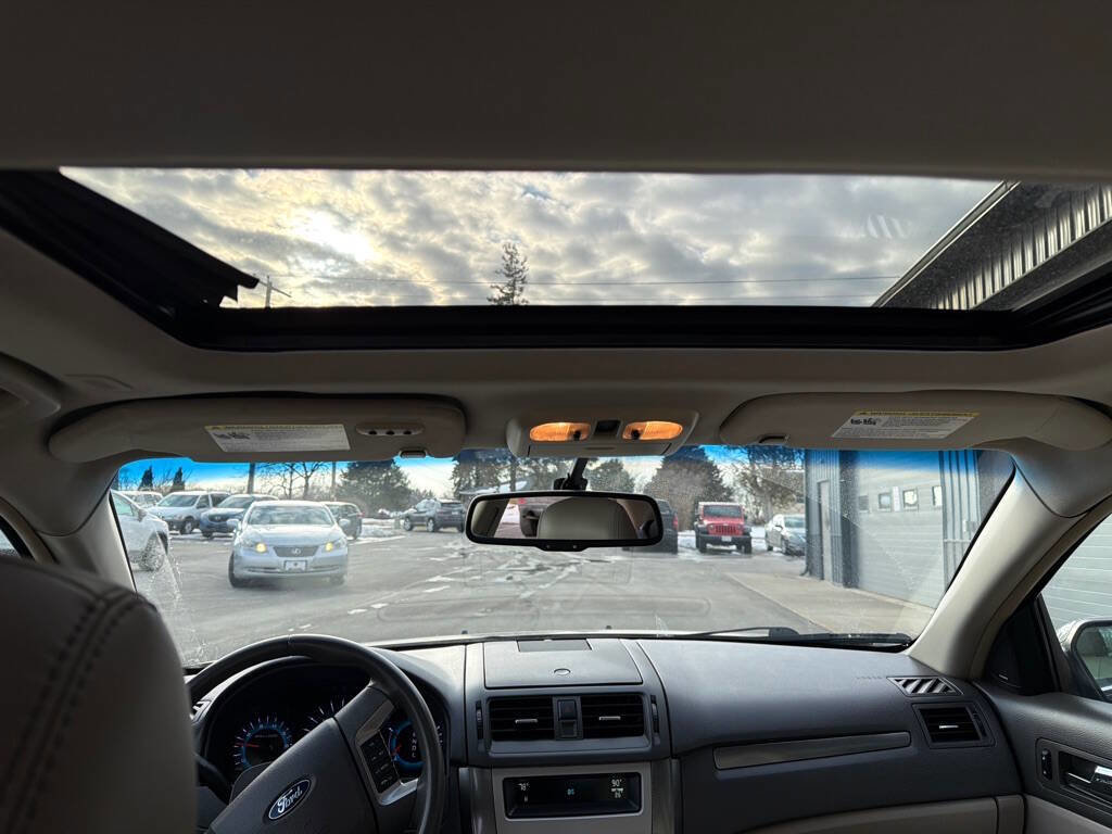 Used 2011 Ford Fusion SEL w/ 301A Rapid Spec Order Code image 10