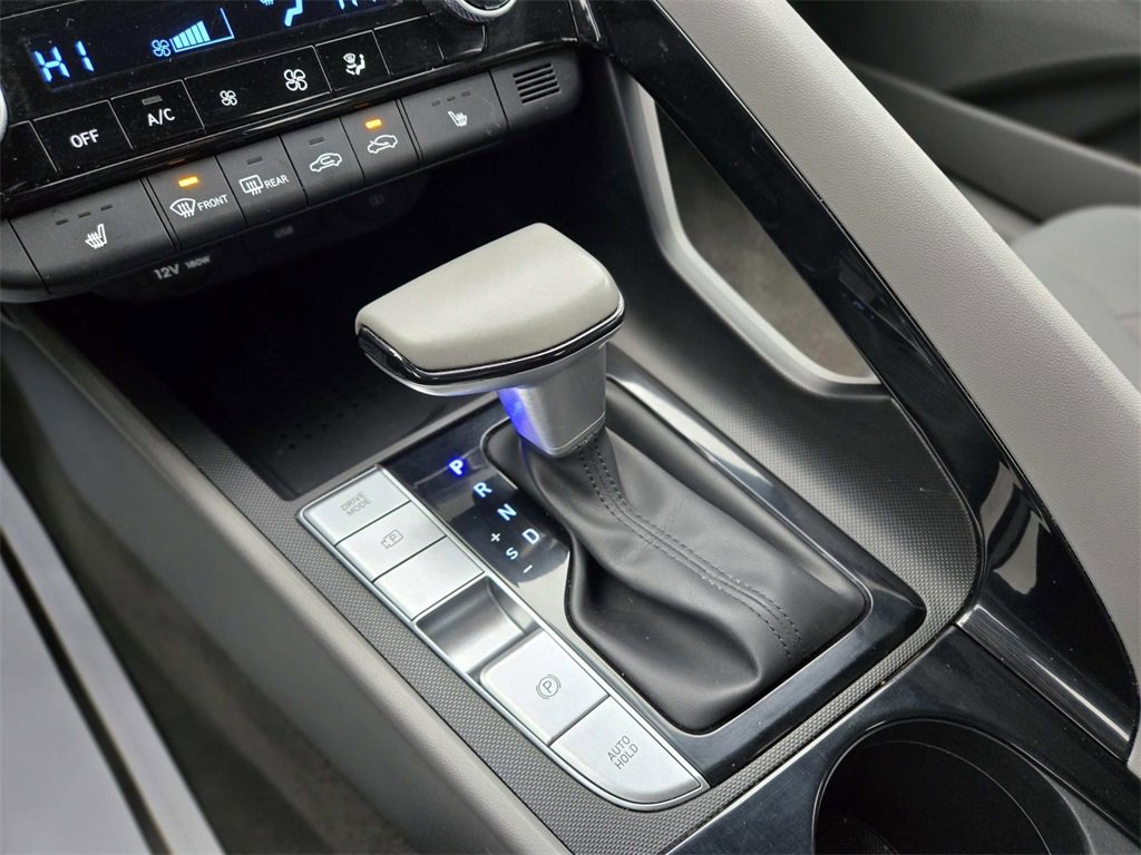 Used 2023 Hyundai Elantra SEL w/ Convenience Package image 31