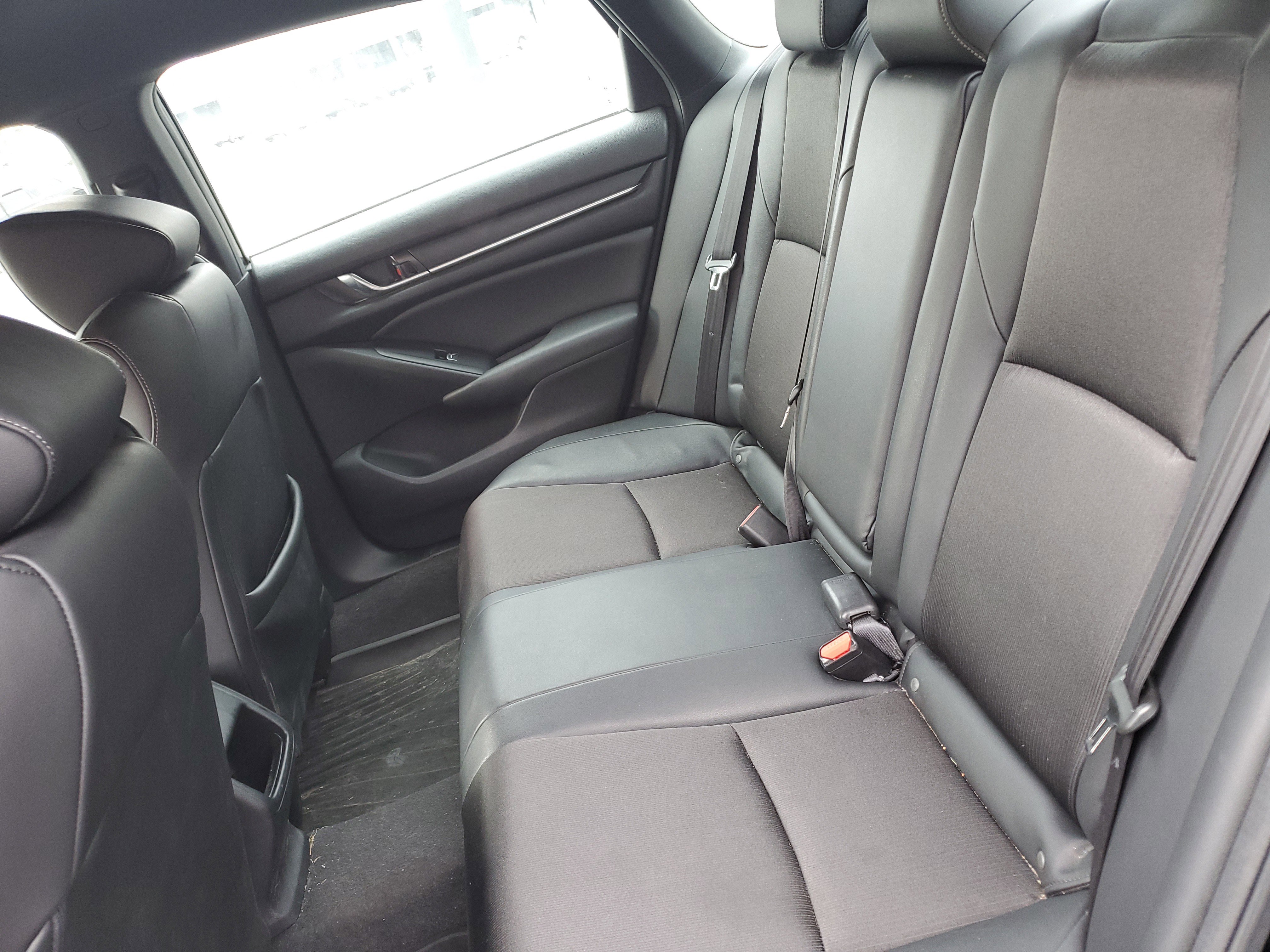 Used 2022 Honda Accord Sport image 29