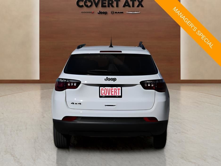 New 2026 Jeep Compass Latitude AWD/4WD image 4