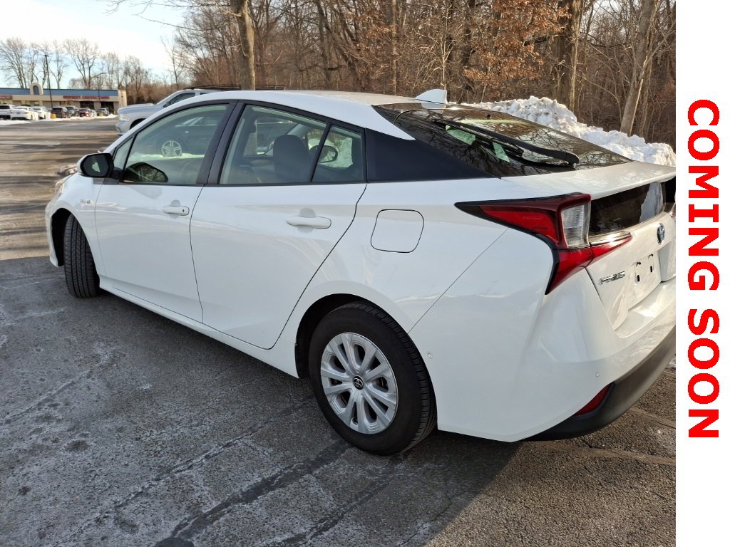 Used 2022 Toyota Prius LE image 6