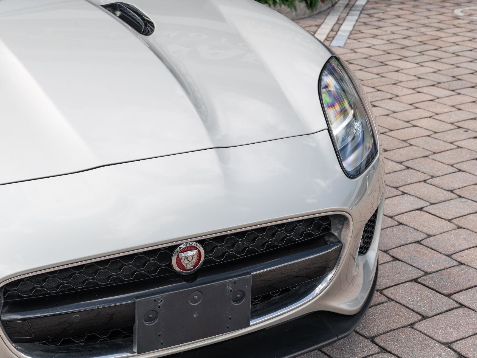 Used 2020 Jaguar F-TYPE Coupe RWD image 11