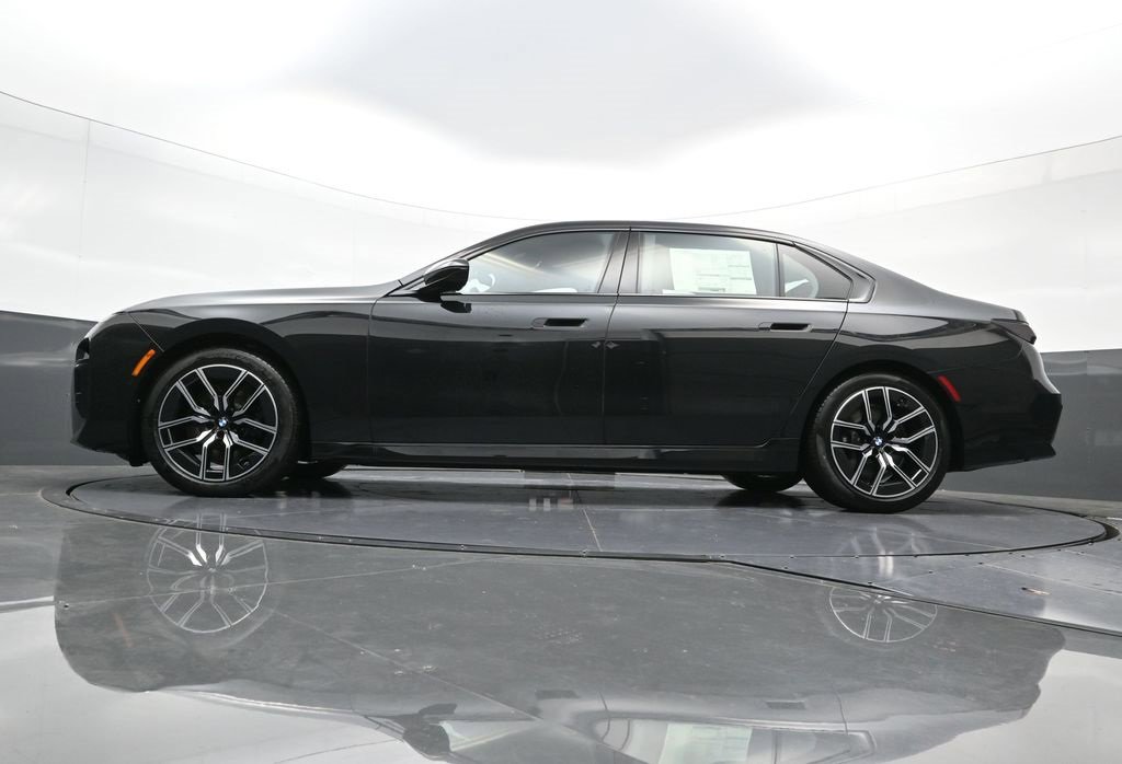 New 2026 BMW 740i xDrive image 34