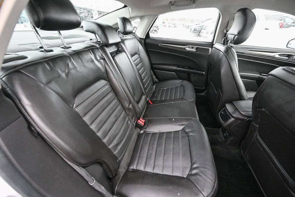 Used 2014 Ford Fusion Energi SE w/ Driver Assist Package image 27