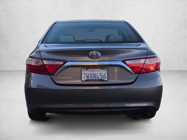 Used 2017 Toyota Camry LE image 7