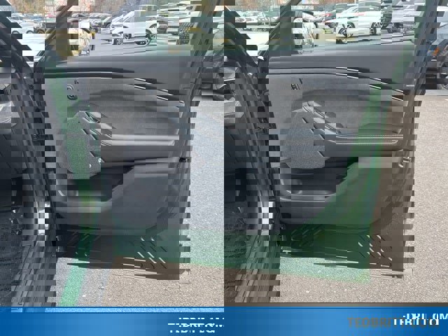 Certified 2025 Ford Mustang Mach-E GT image 24