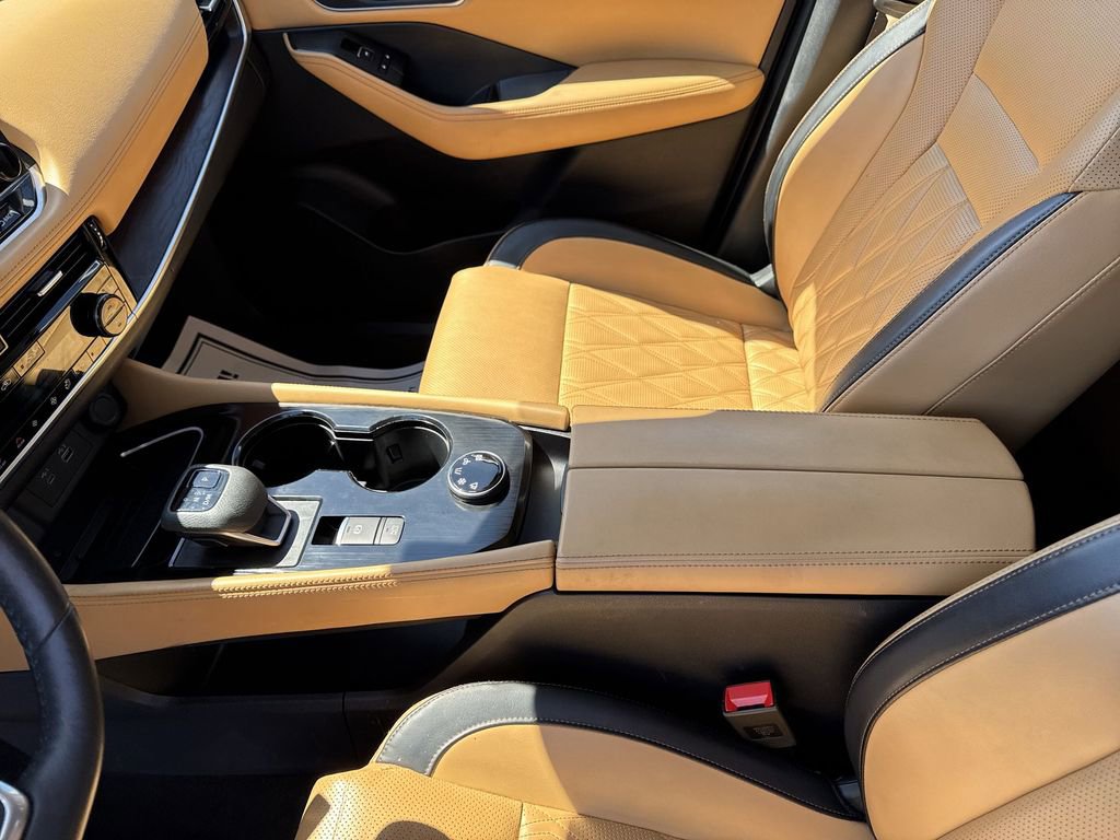 Used 2023 Nissan Rogue Platinum w/ Platinum Premium Package image 21