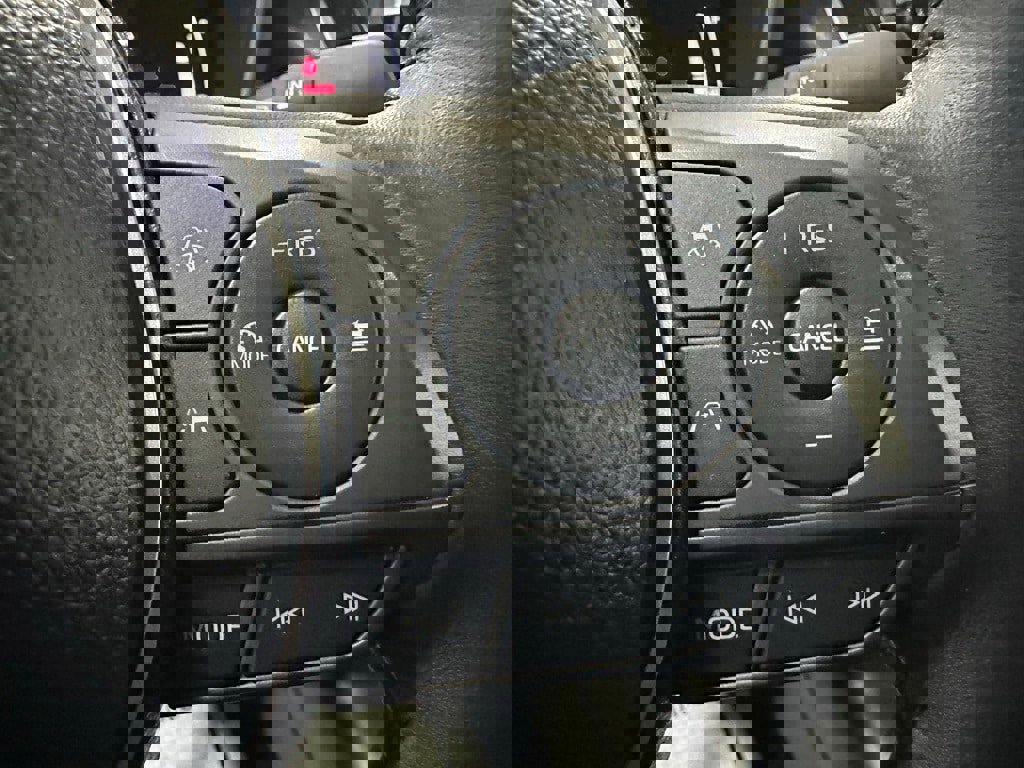 Used 2025 Toyota Corolla XSE image 20