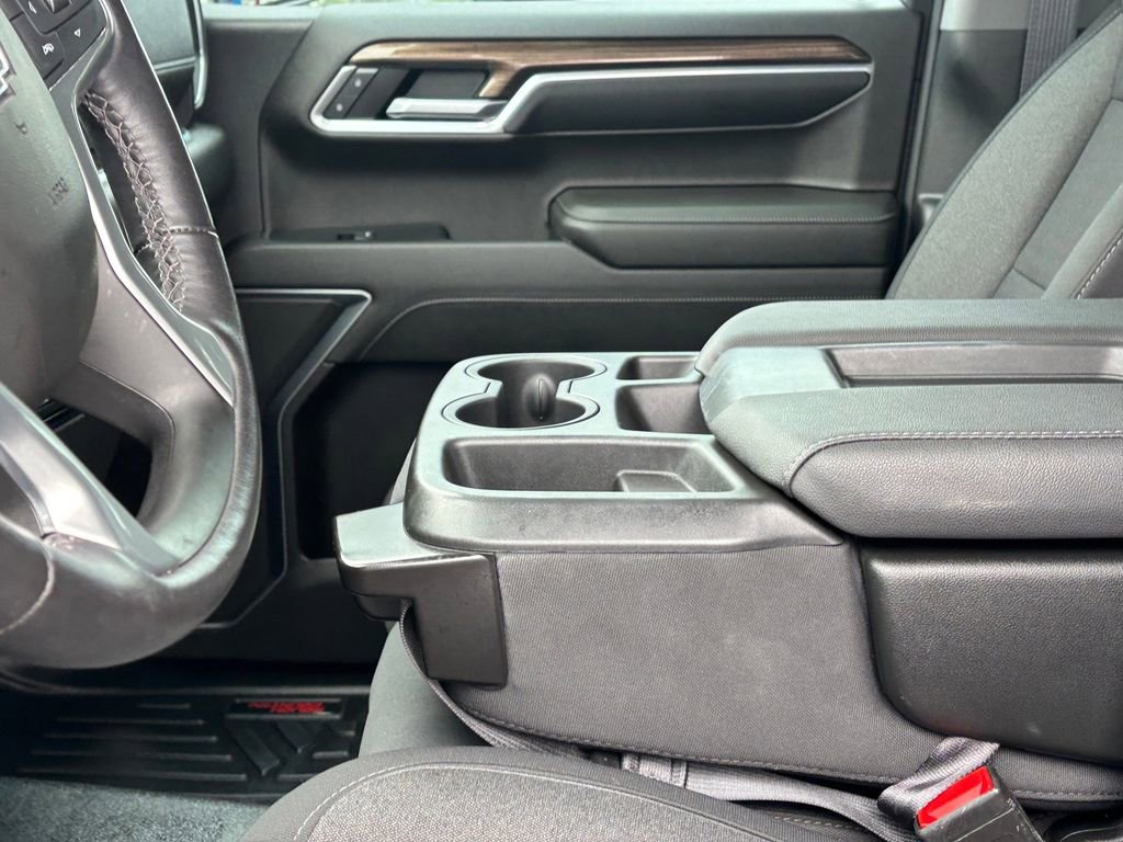 Used 2022 Chevrolet Silverado 1500 RST AWD/4WD image 10
