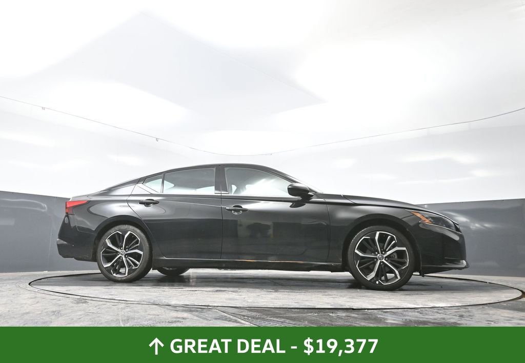 Used 2024 Nissan Altima 2.5 SR image 26