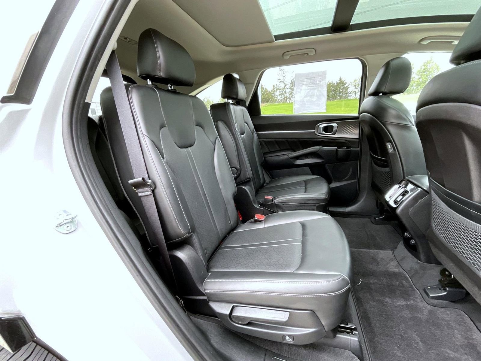 Used 2022 Kia Sorento SX AWD/4WD image 19