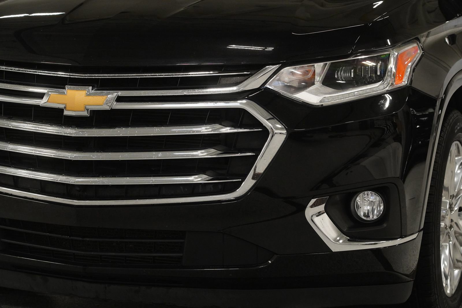 Used 2019 Chevrolet Traverse High Country w/ LPO, Floor Liner Package image 8