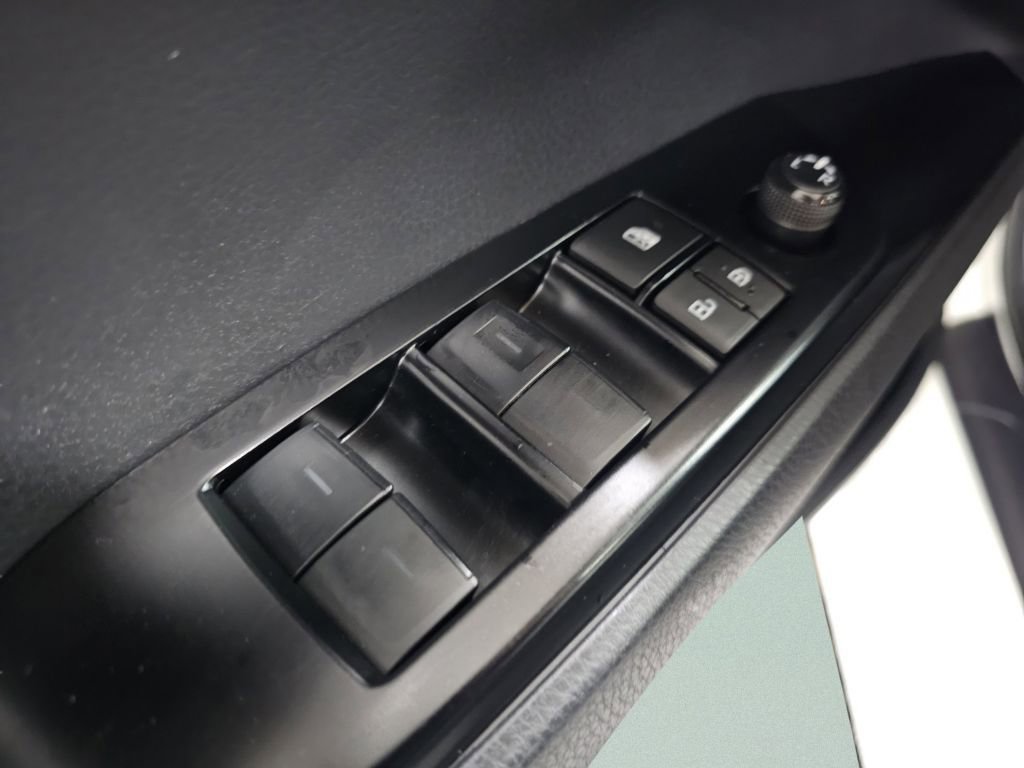 Used 2025 Toyota Camry LE FWD image 27