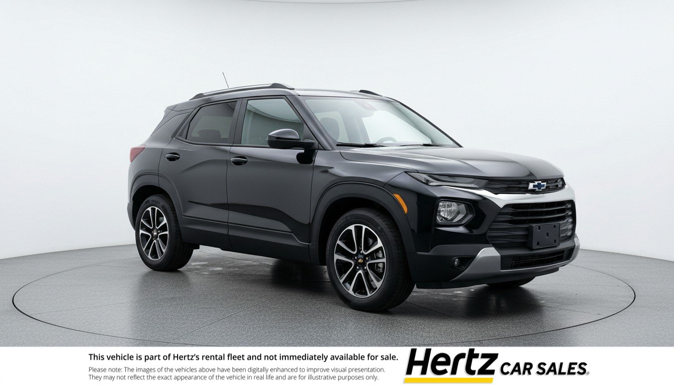 Used 2025 Chevrolet TrailBlazer LT FWD image 1