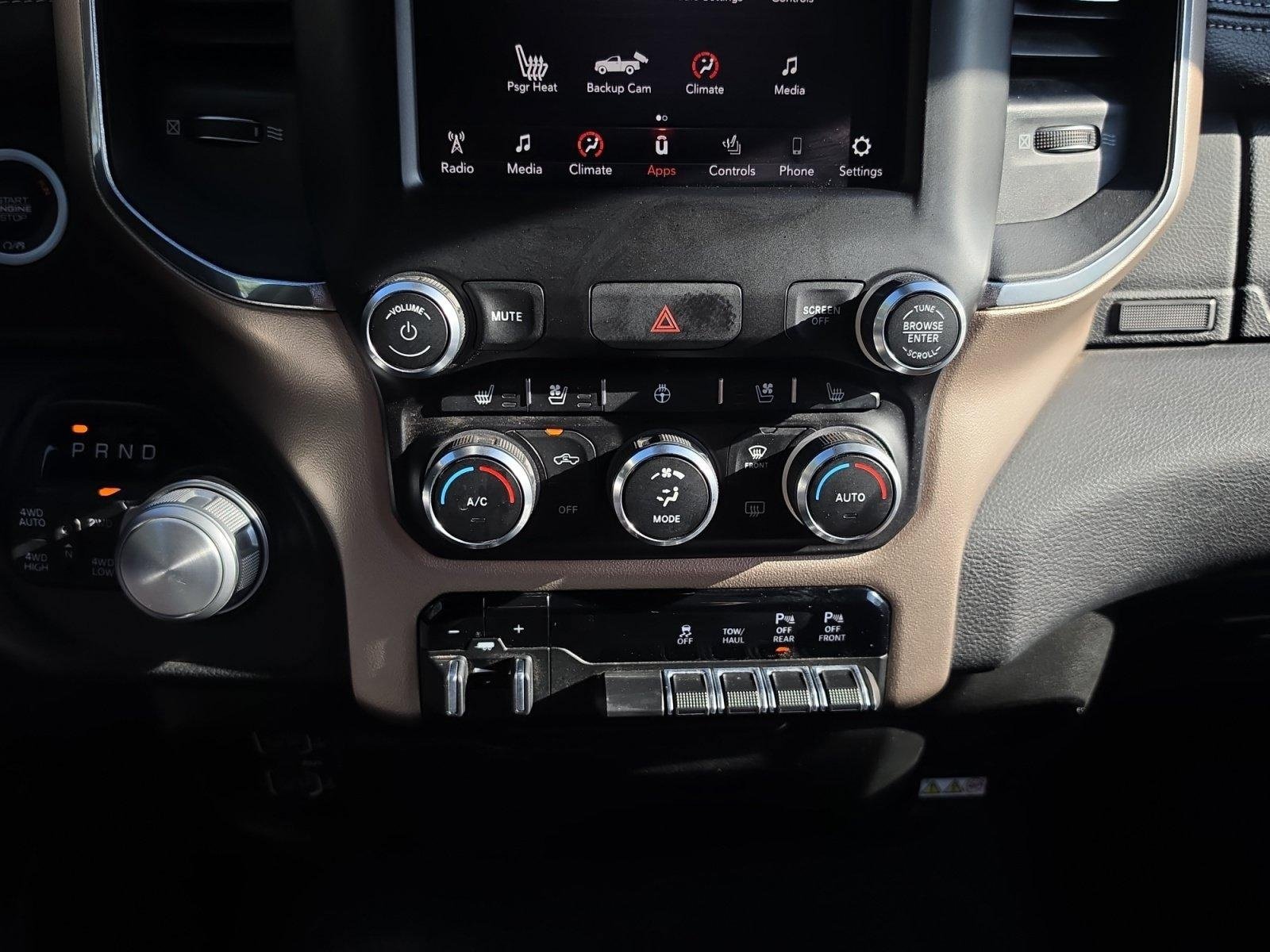Used 2019 RAM 1500 Laramie AWD/4WD image 27