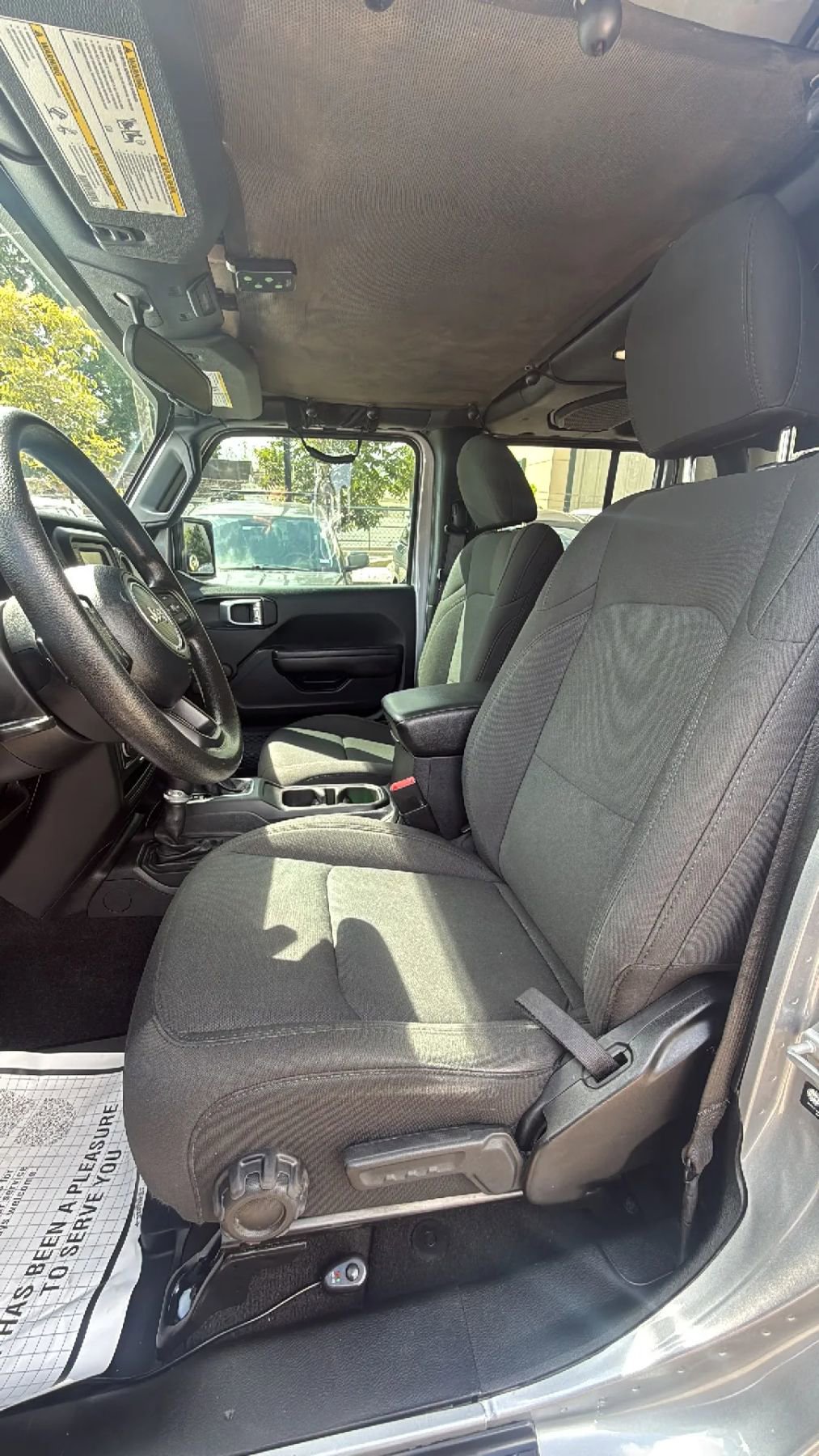 Used 2021 Jeep Gladiator Sport image 14